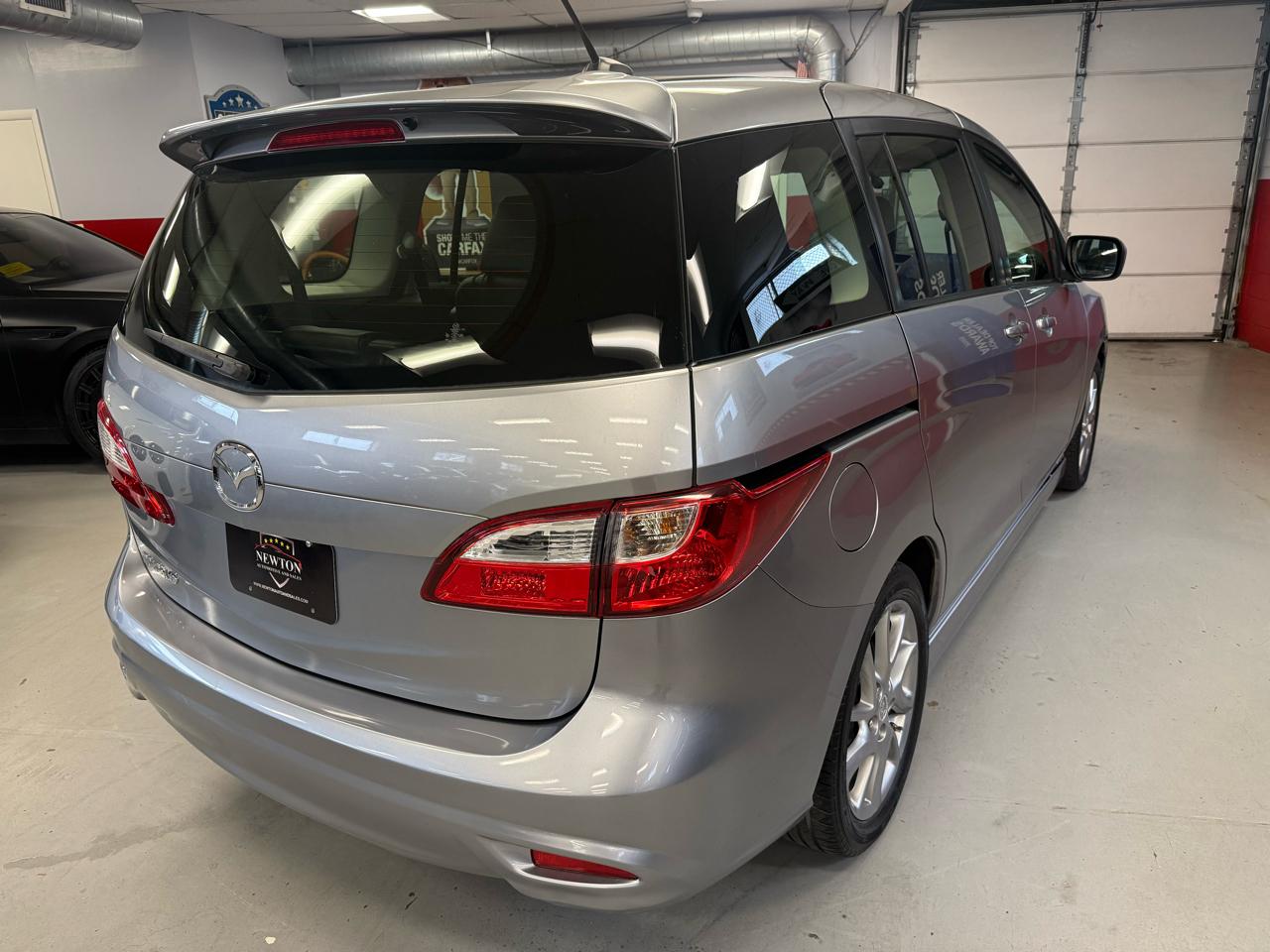 Mazda MAZDA5 Grand Touring 2012