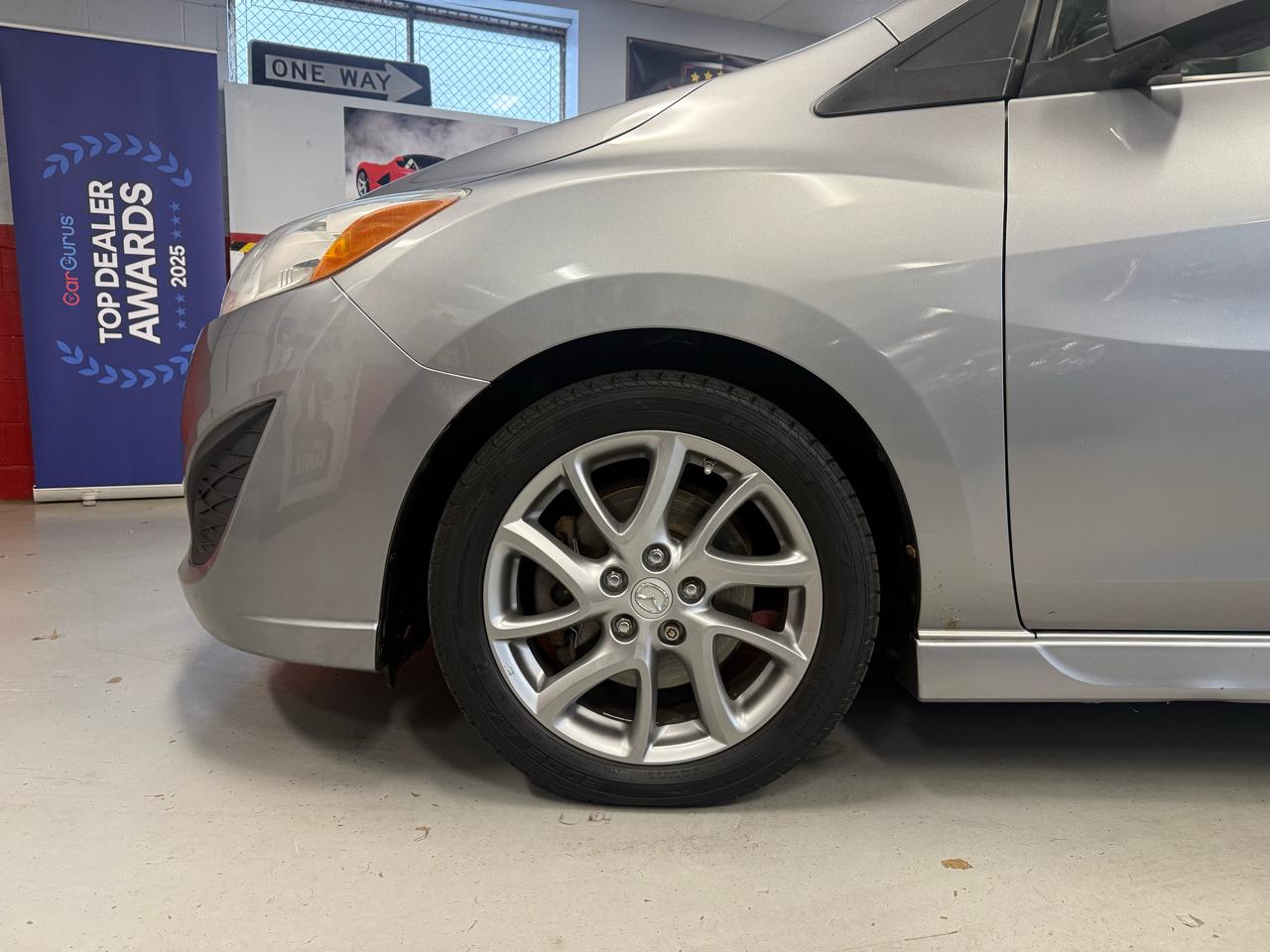 Mazda MAZDA5 Grand Touring 2012