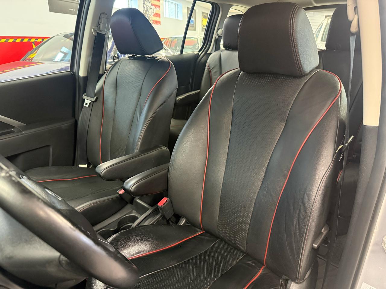 Mazda MAZDA5 Grand Touring 2012