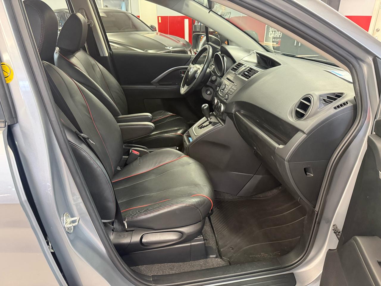 Mazda MAZDA5 Grand Touring 2012