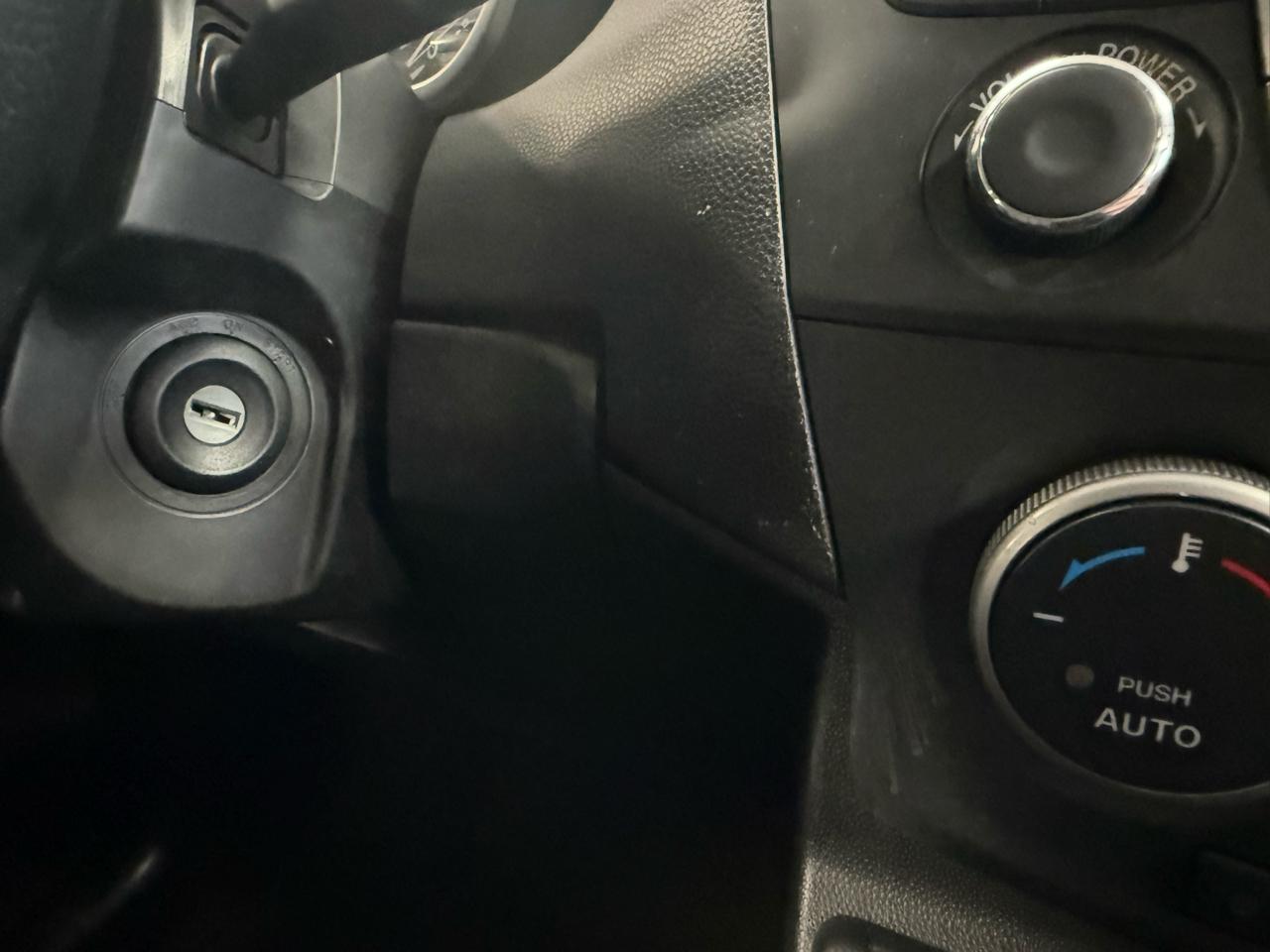 Mazda MAZDA5 Grand Touring 2012