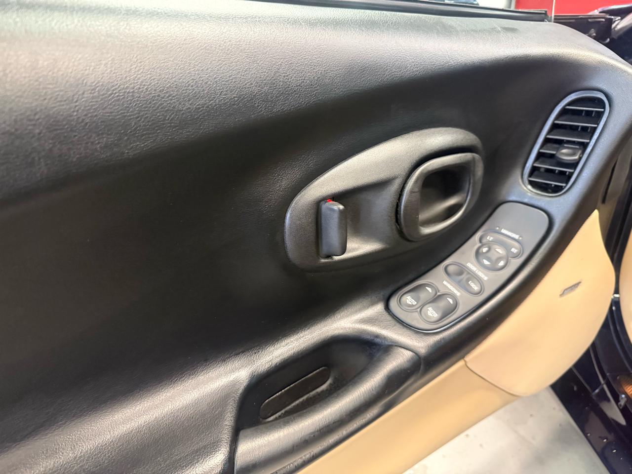 Chevrolet Corvette Convertible 2000