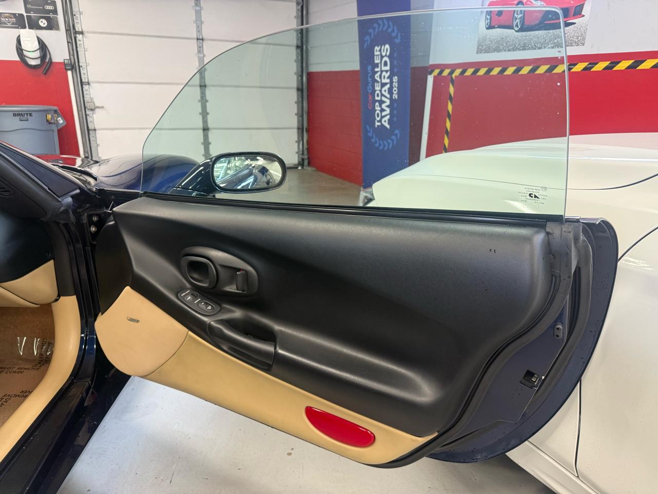 Chevrolet Corvette Convertible 2000