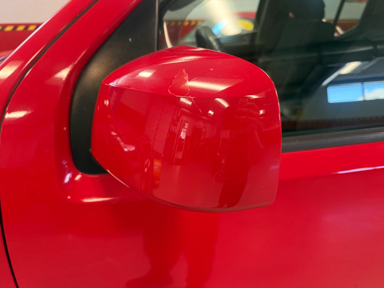 Nissan Frontier LE Crew Cab 4WD 2010