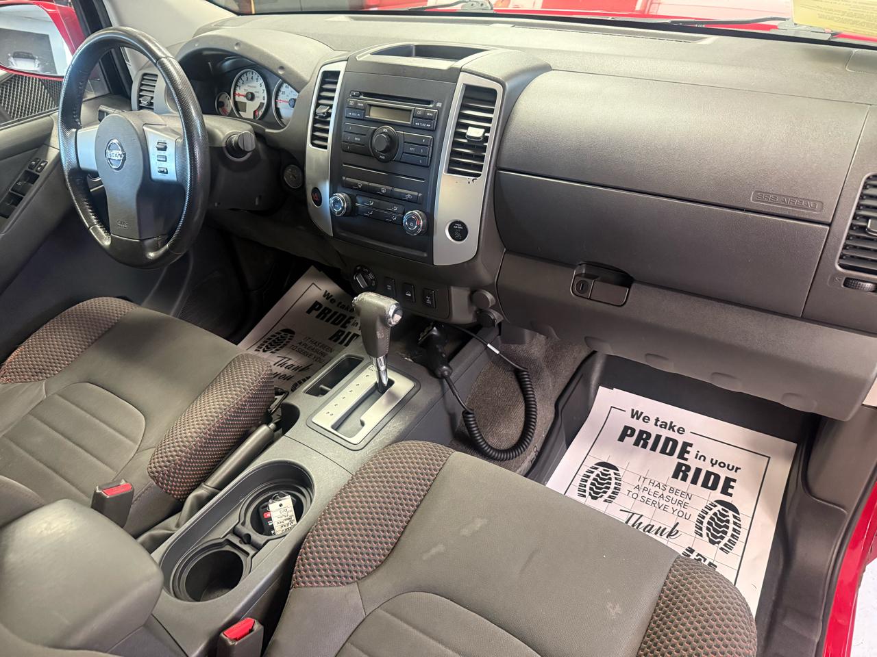 Nissan Frontier LE Crew Cab 4WD 2010