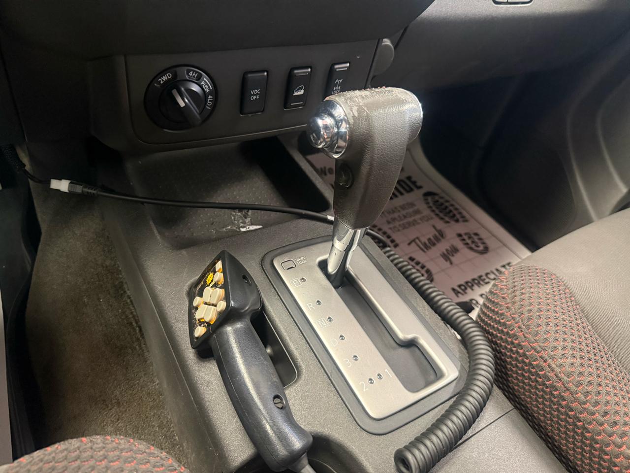 Nissan Frontier LE Crew Cab 4WD 2010