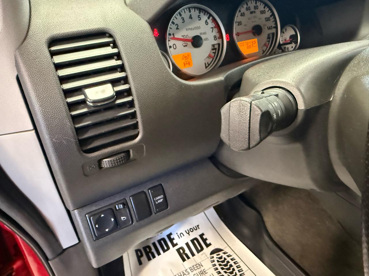 Nissan Frontier LE Crew Cab 4WD 2010