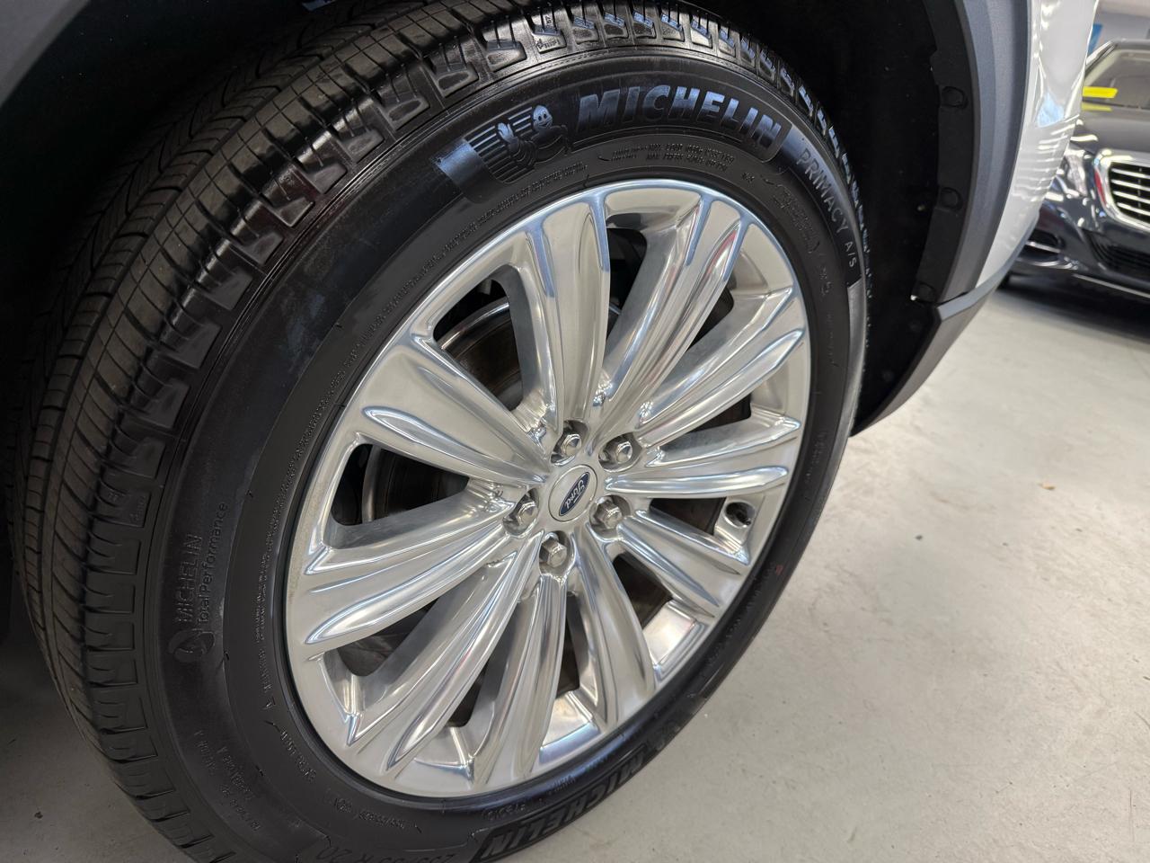 Ford Explorer Limited AWD 2020