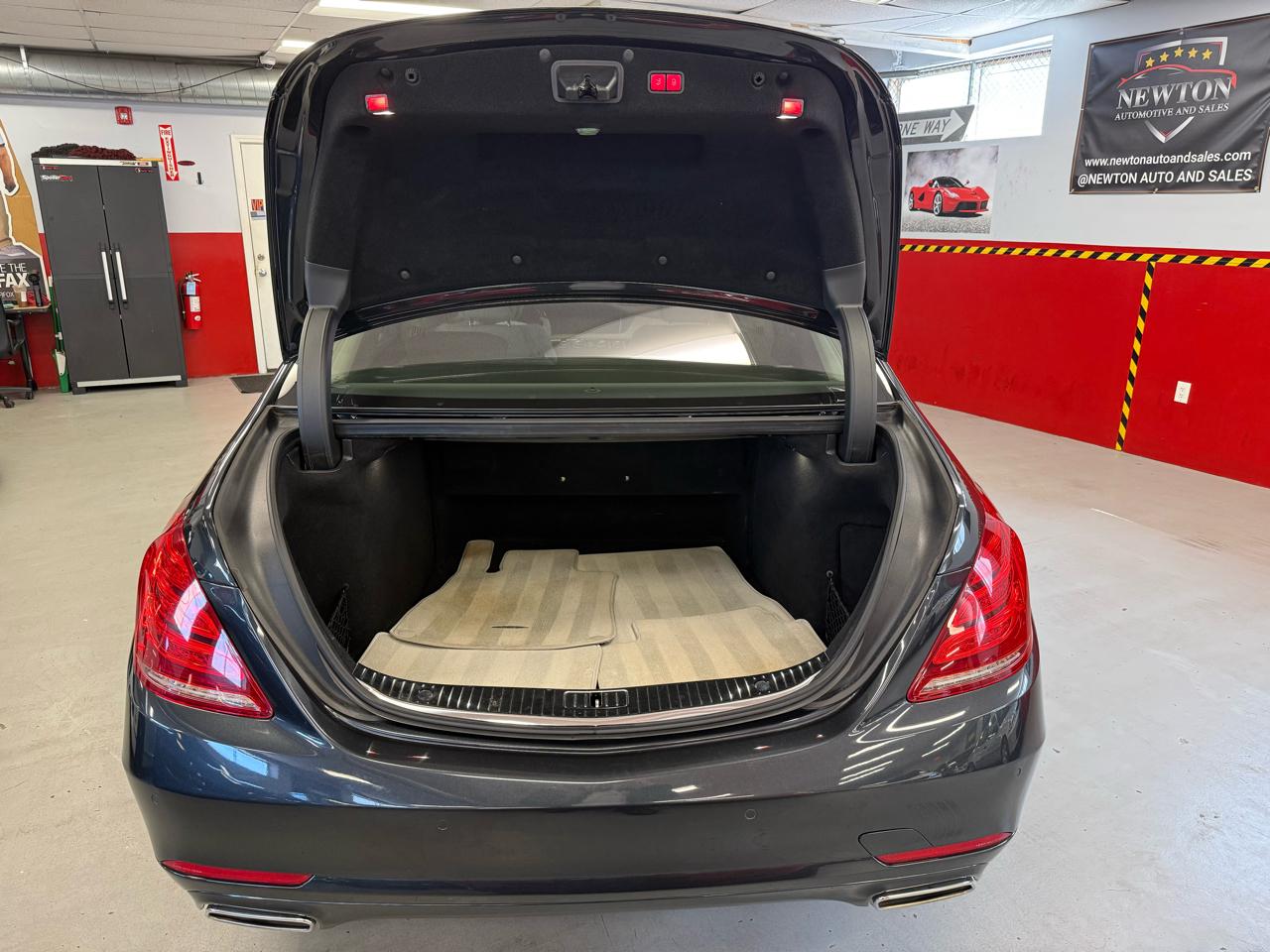 Mercedes-Benz S-Class S550 4MATIC 2015