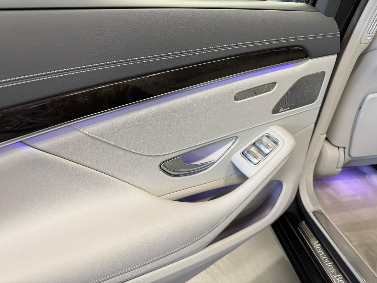 Mercedes-Benz S-Class S550 4MATIC 2015