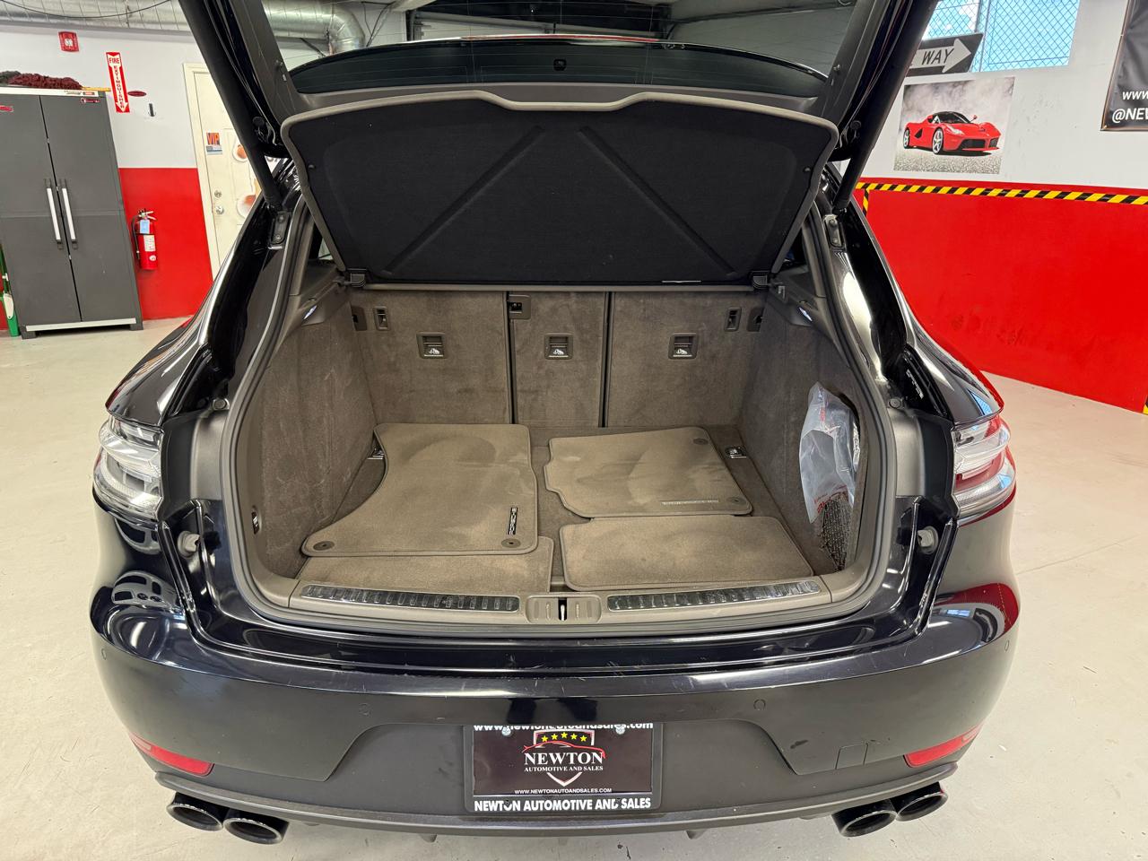 Porsche Macan S 2021