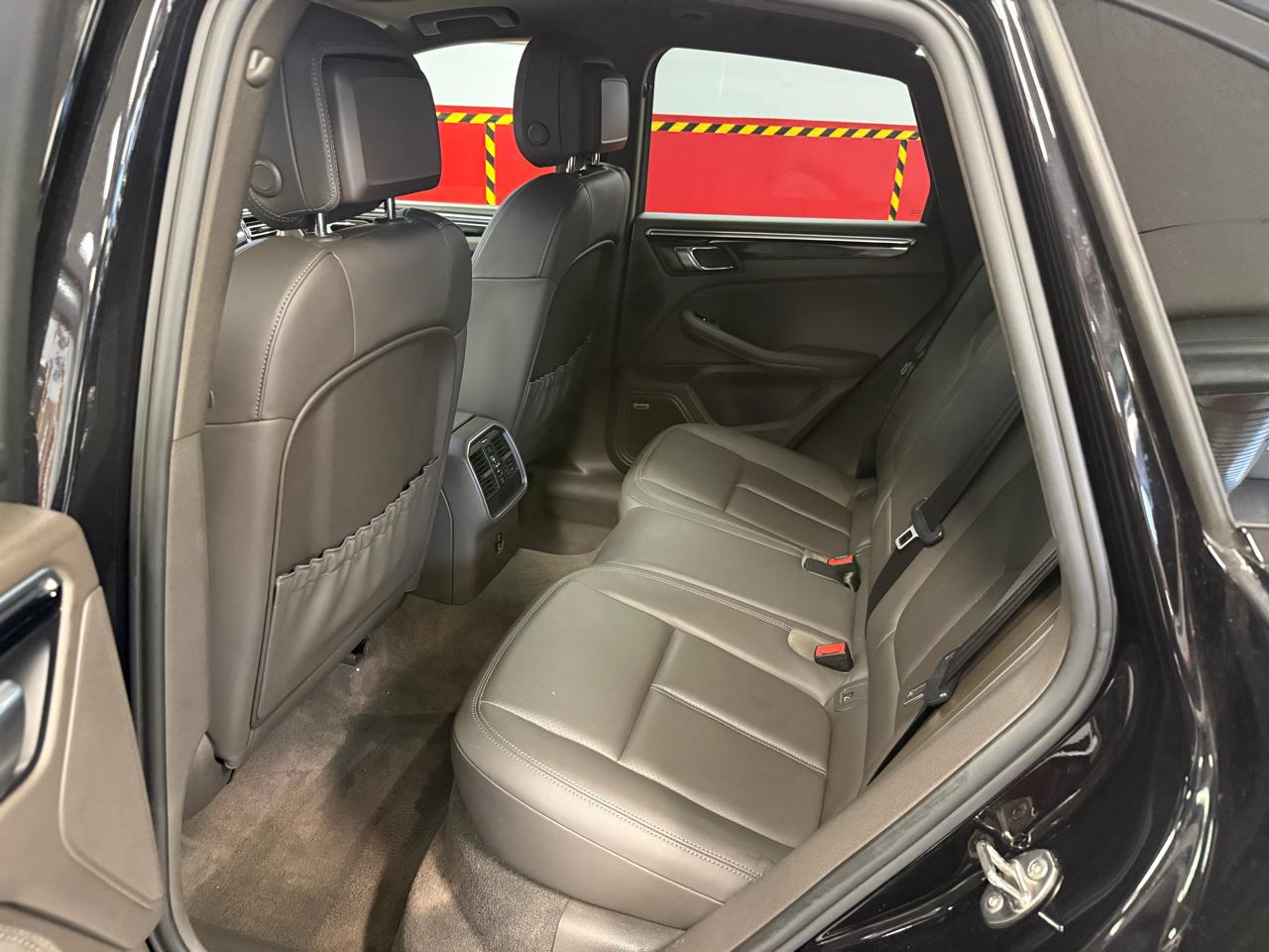 Porsche Macan S 2021