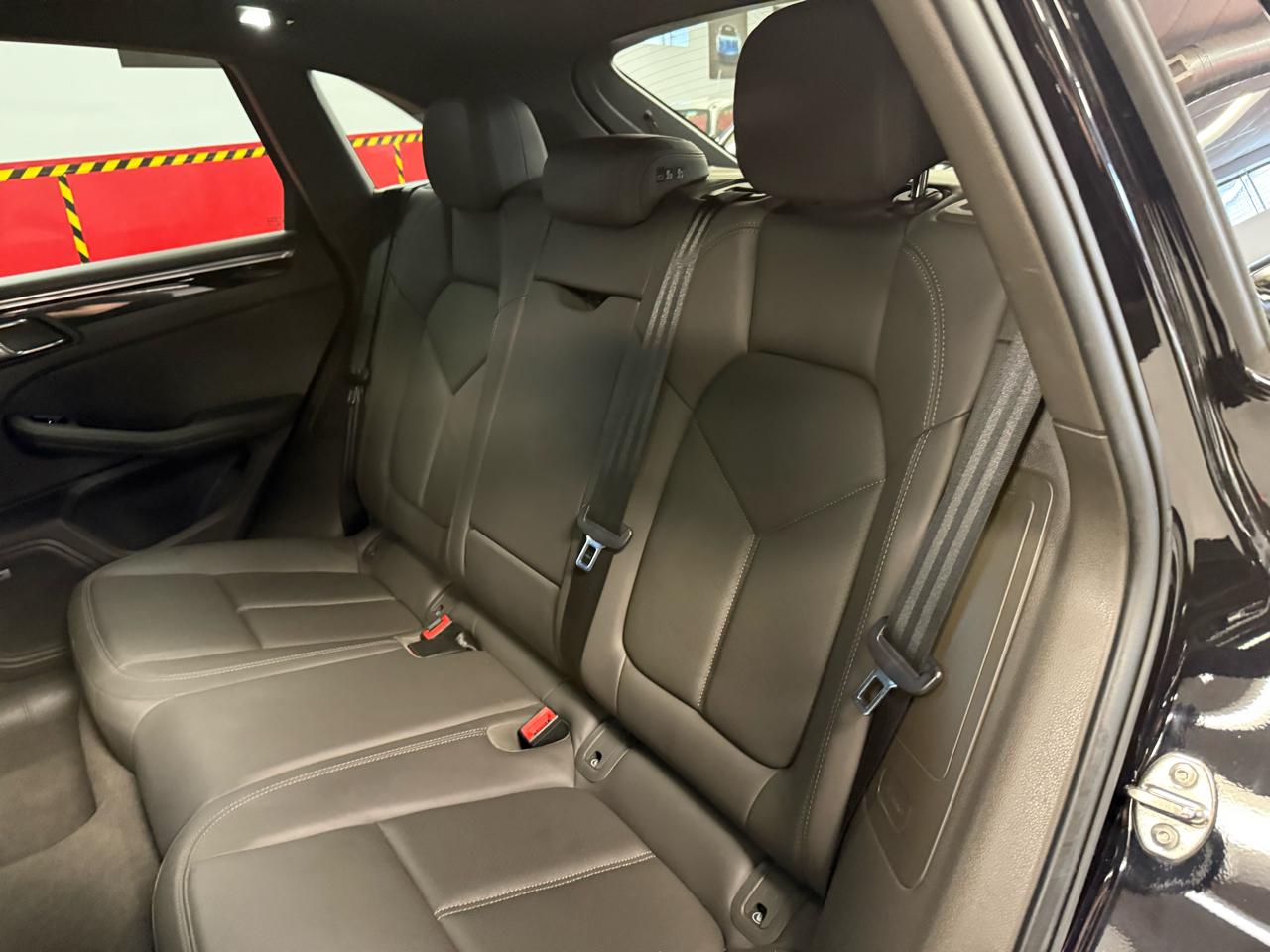 Porsche Macan S 2021