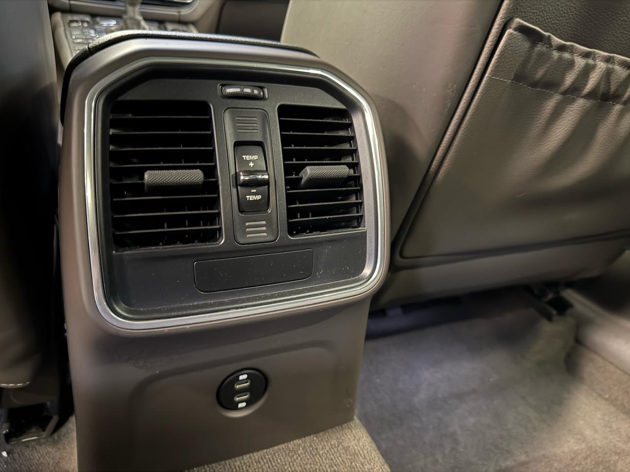 Porsche Macan S 2021