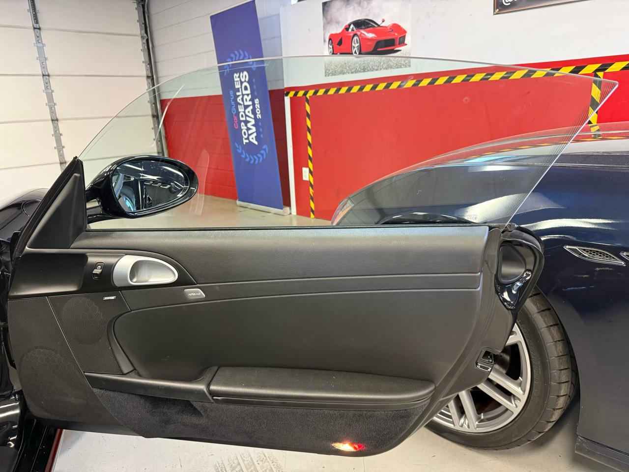 Porsche Cayman Base 2011