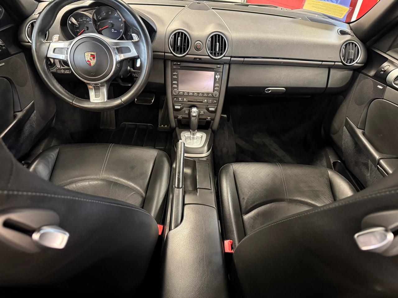 Porsche Cayman Base 2011