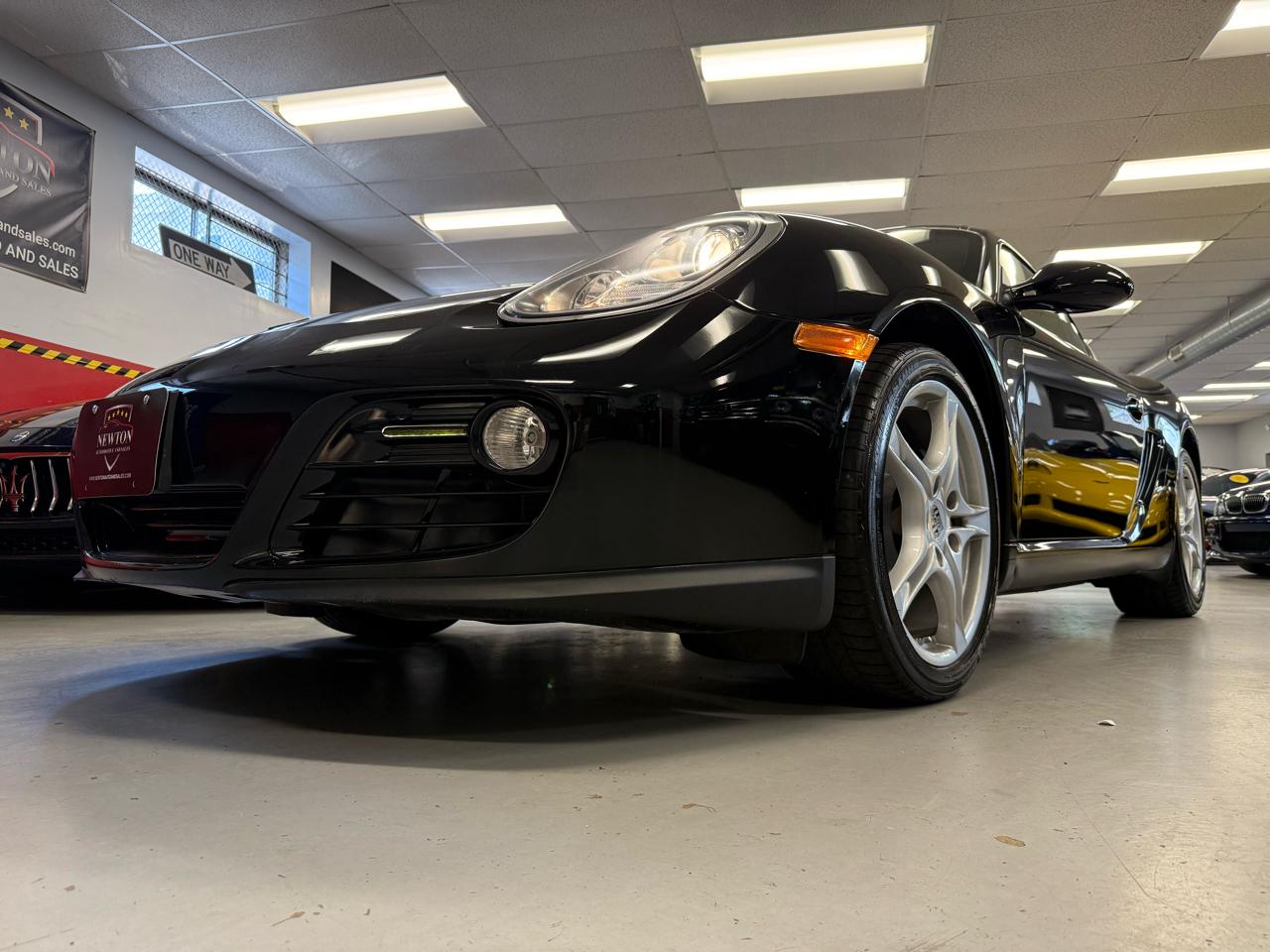Porsche Cayman Base 2011