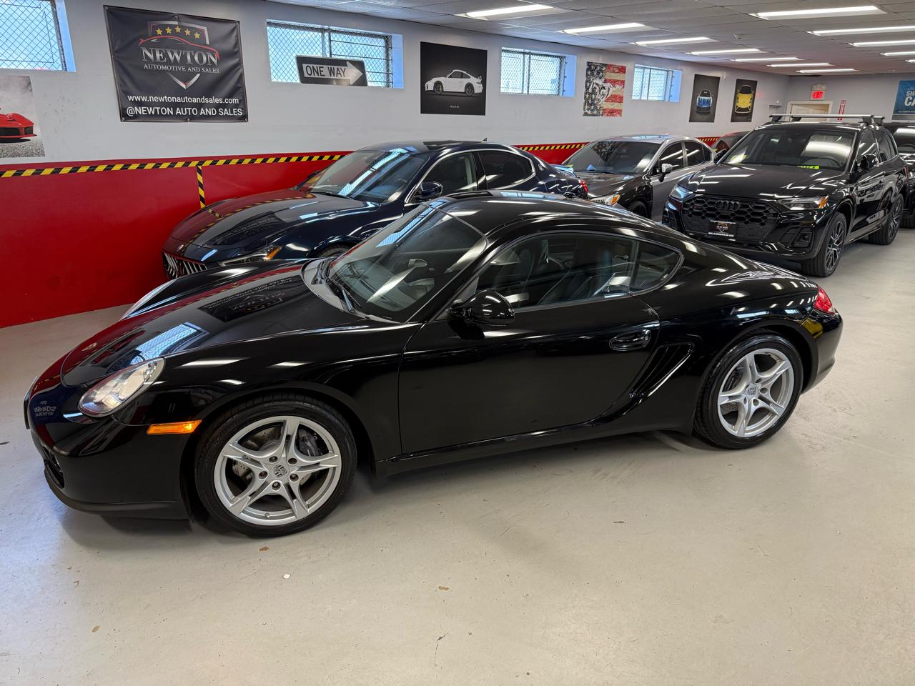 Porsche Cayman Base 2011