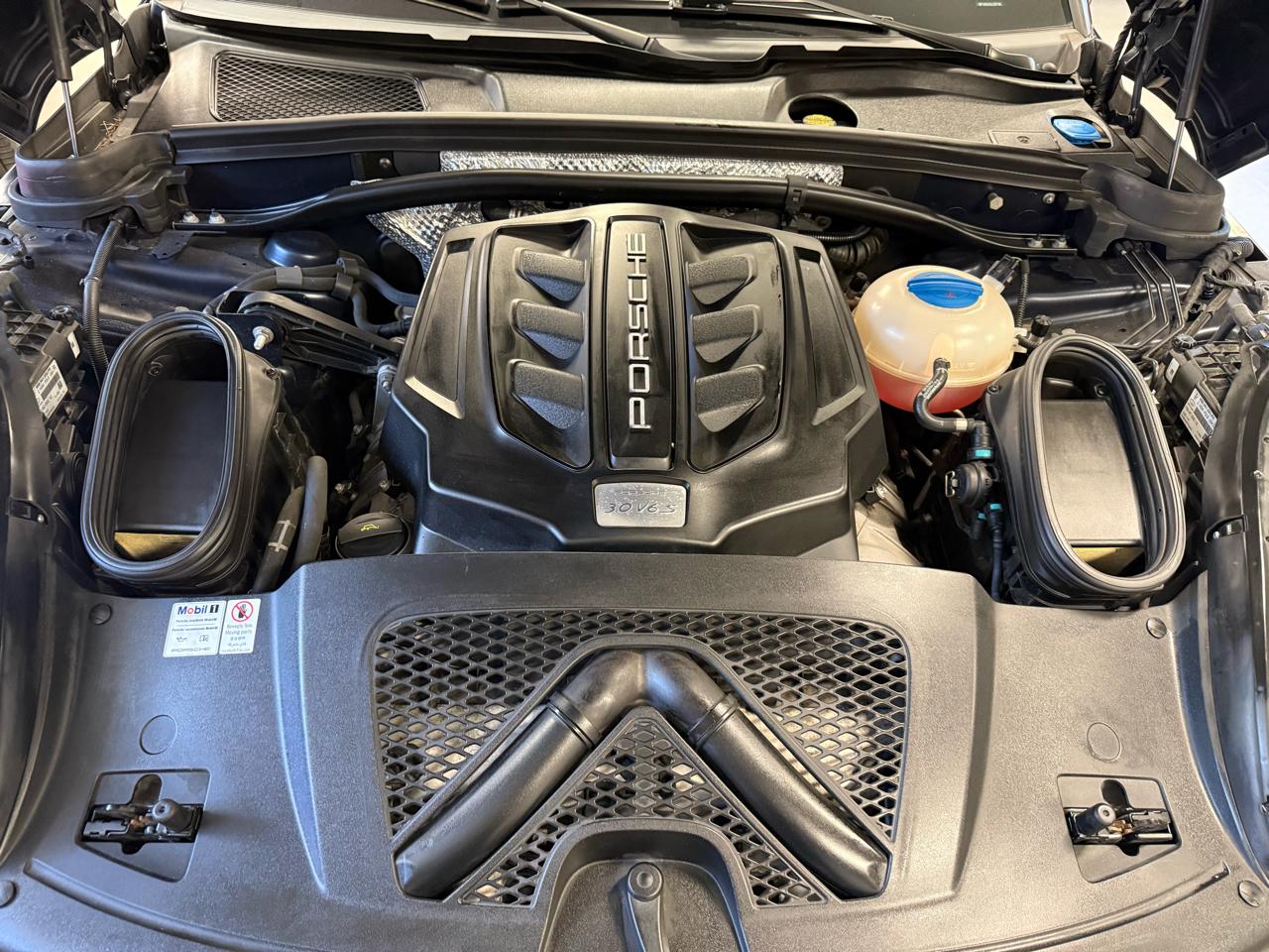 Porsche Macan S 2018