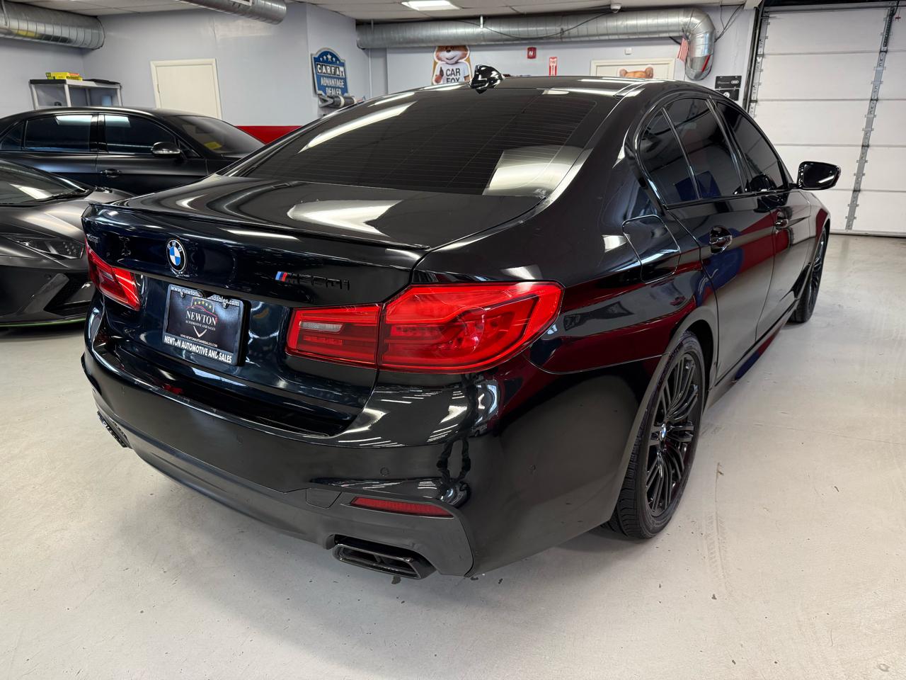 BMW 5-Series M550i xDrive 2020