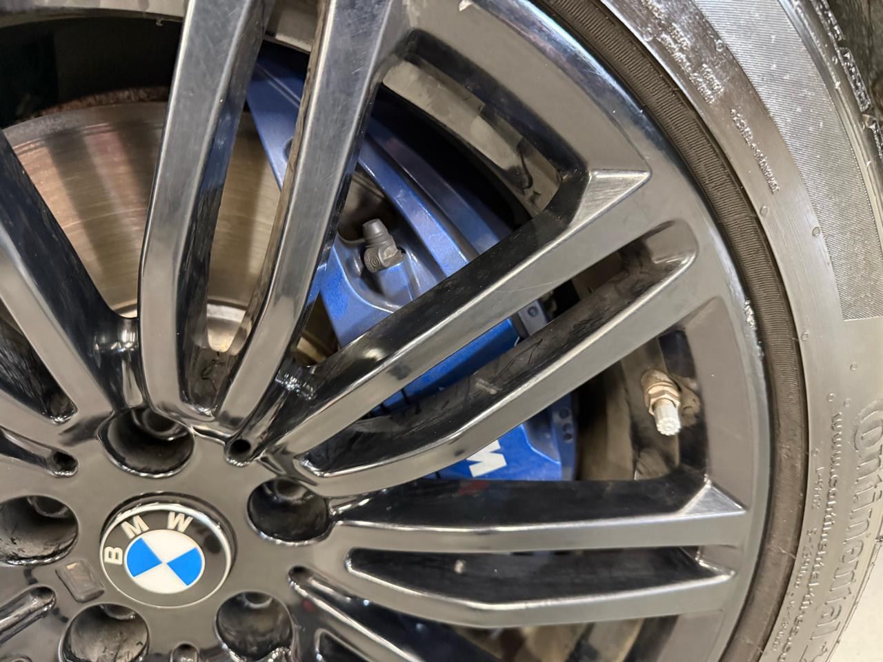 BMW 5-Series M550i xDrive 2020