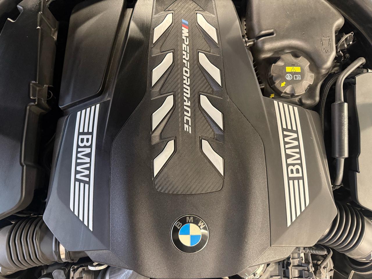 BMW 5-Series M550i xDrive 2020