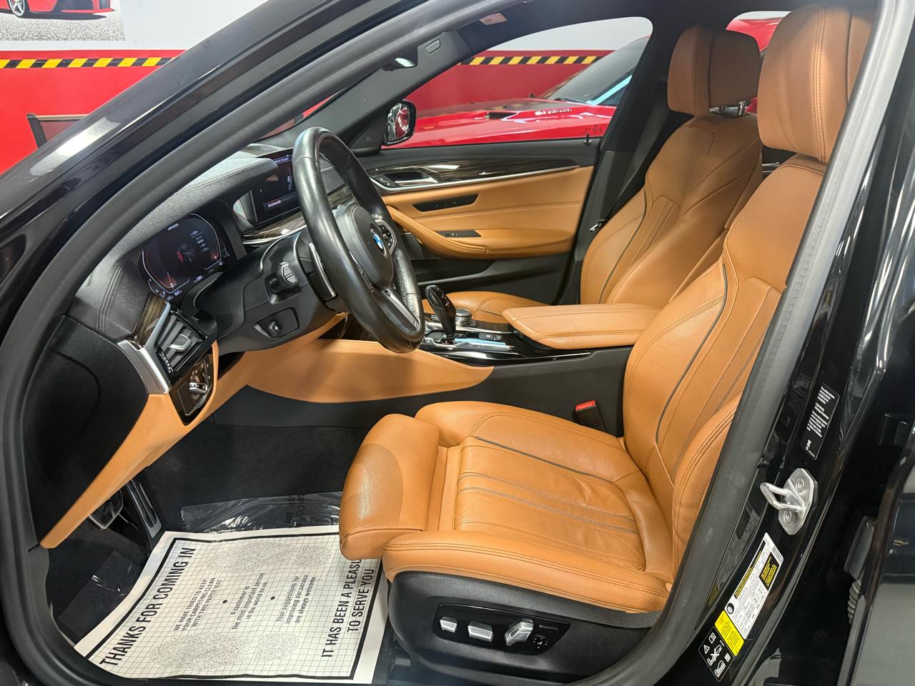 BMW 5-Series M550i xDrive 2020
