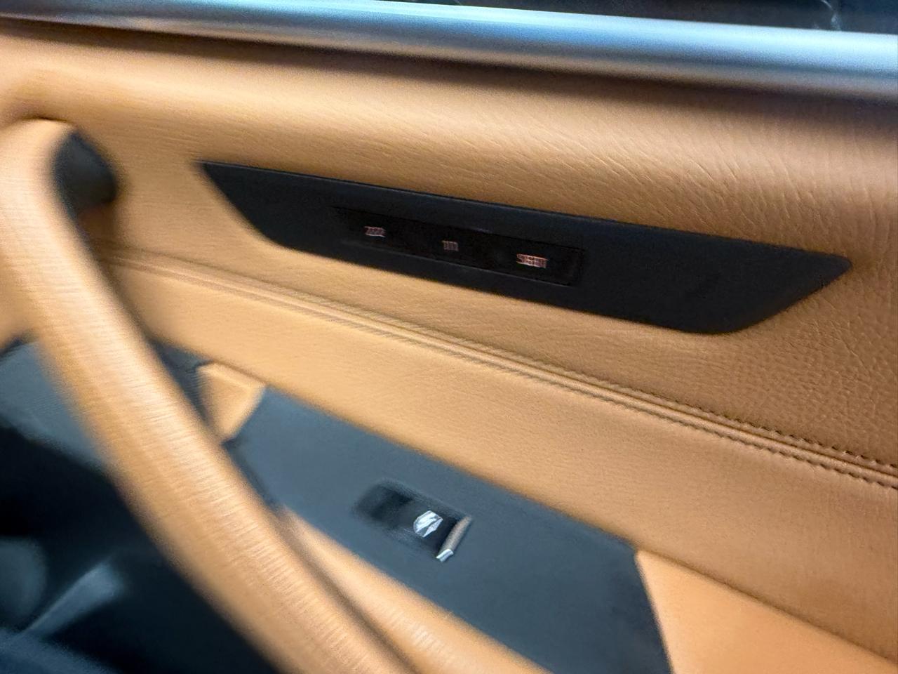 BMW 5-Series M550i xDrive 2020