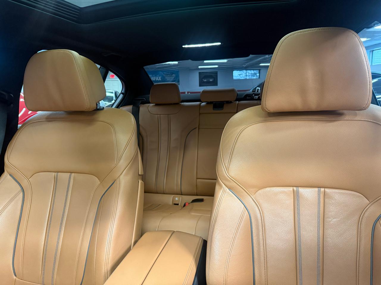 BMW 5-Series M550i xDrive 2020