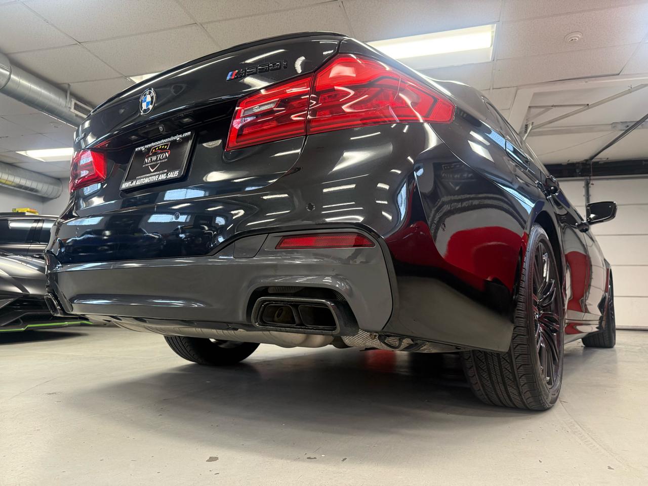 BMW 5-Series M550i xDrive 2020
