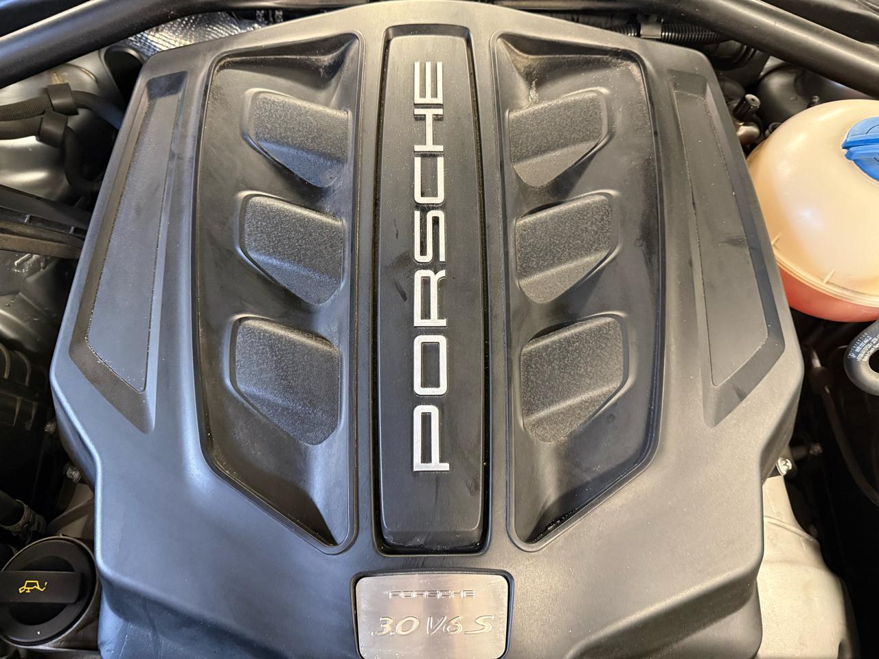 Porsche Macan S 2016