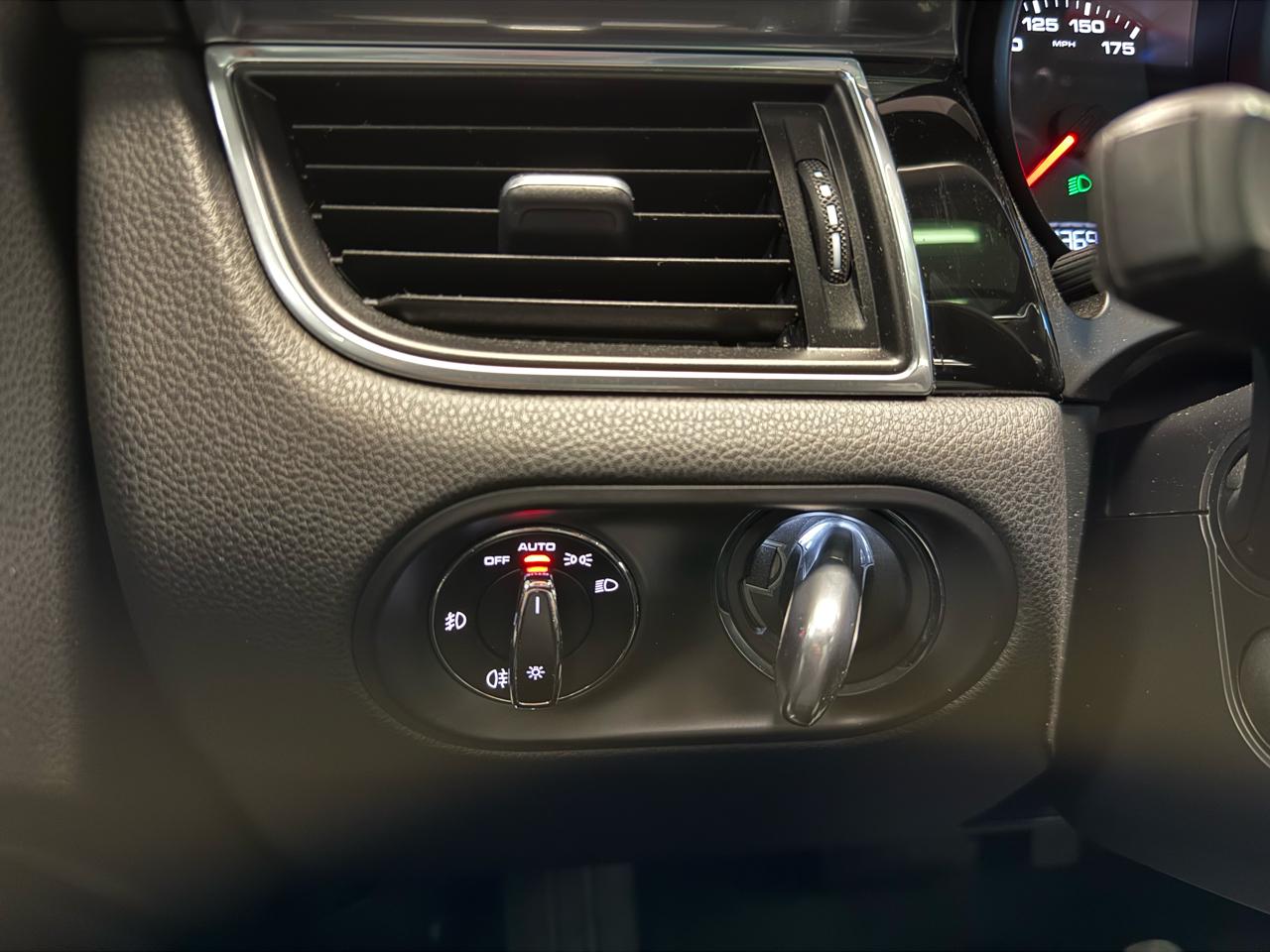 Porsche Macan S 2016