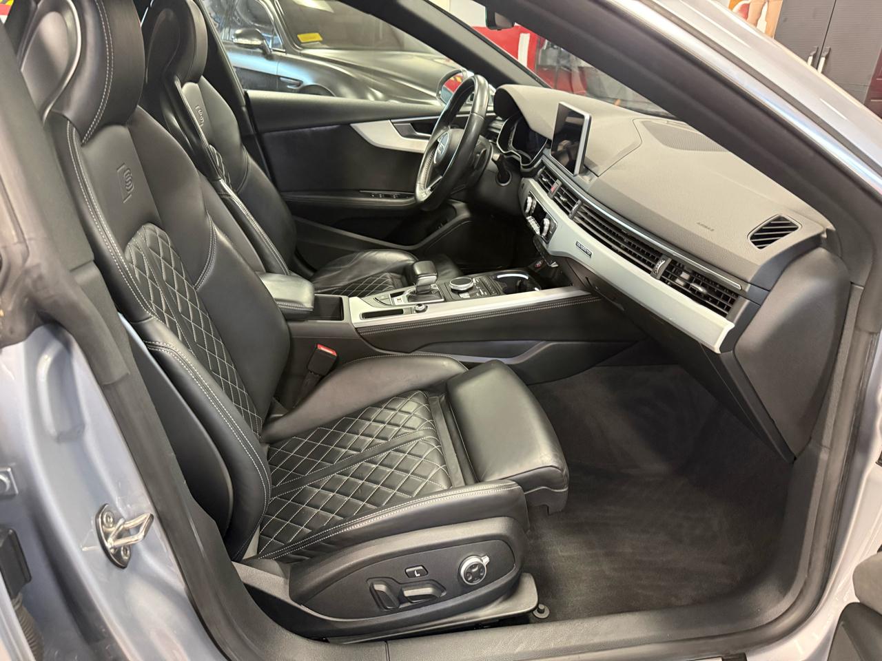 Audi S5 Premium Plus Hatchback quattro 2019