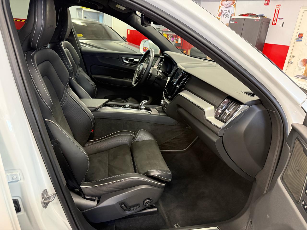 Volvo XC60 T5 R-Design AWD 2019