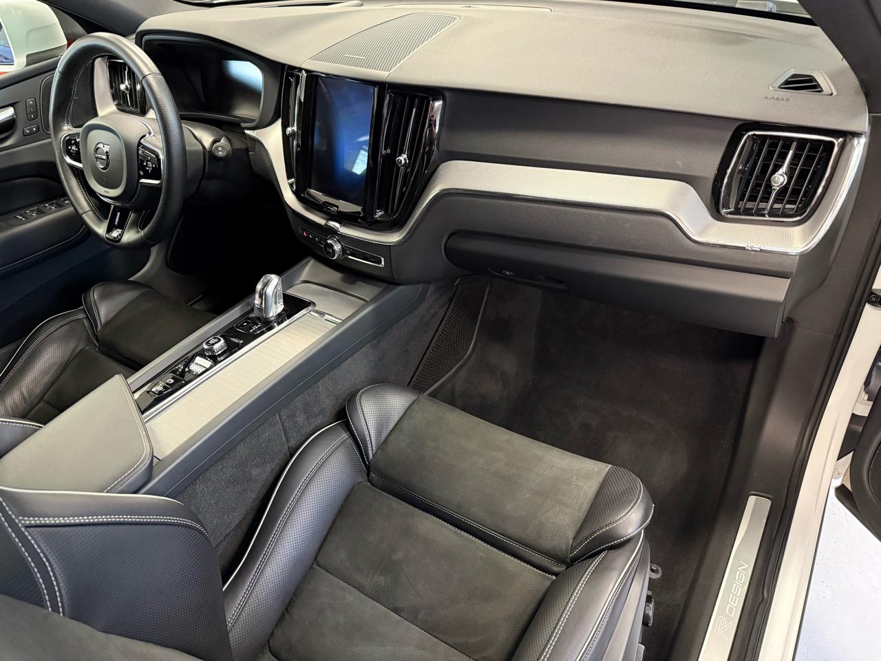 Volvo XC60 T5 R-Design AWD 2019