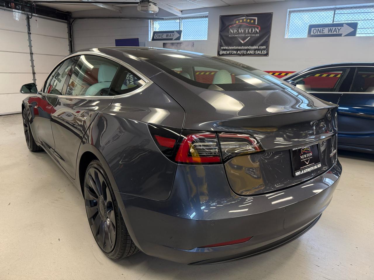 Tesla Model 3 Long Range 2018