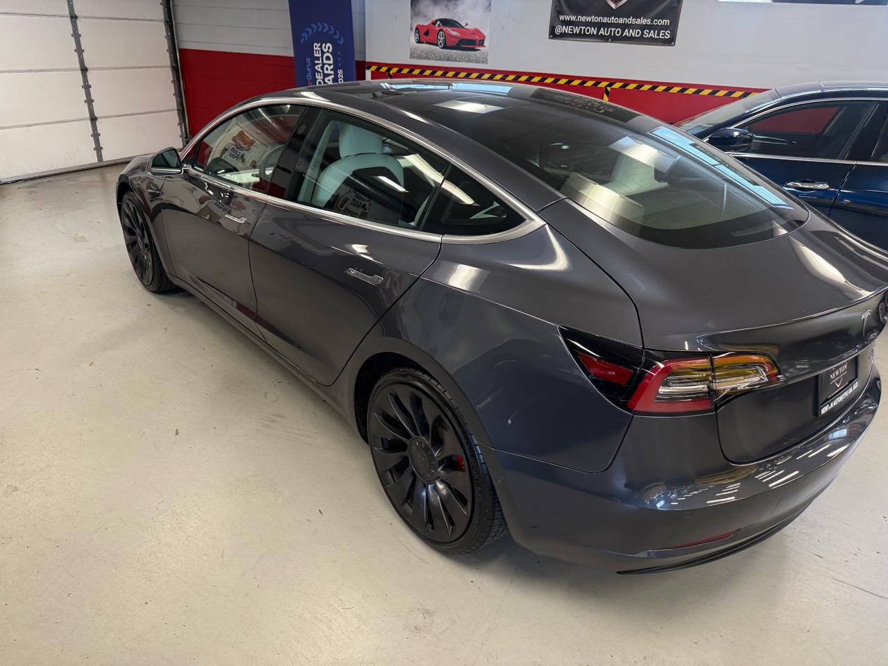 Tesla Model 3 Long Range 2018