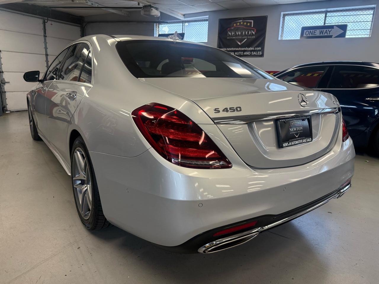 Mercedes-Benz S-Class S450 2019