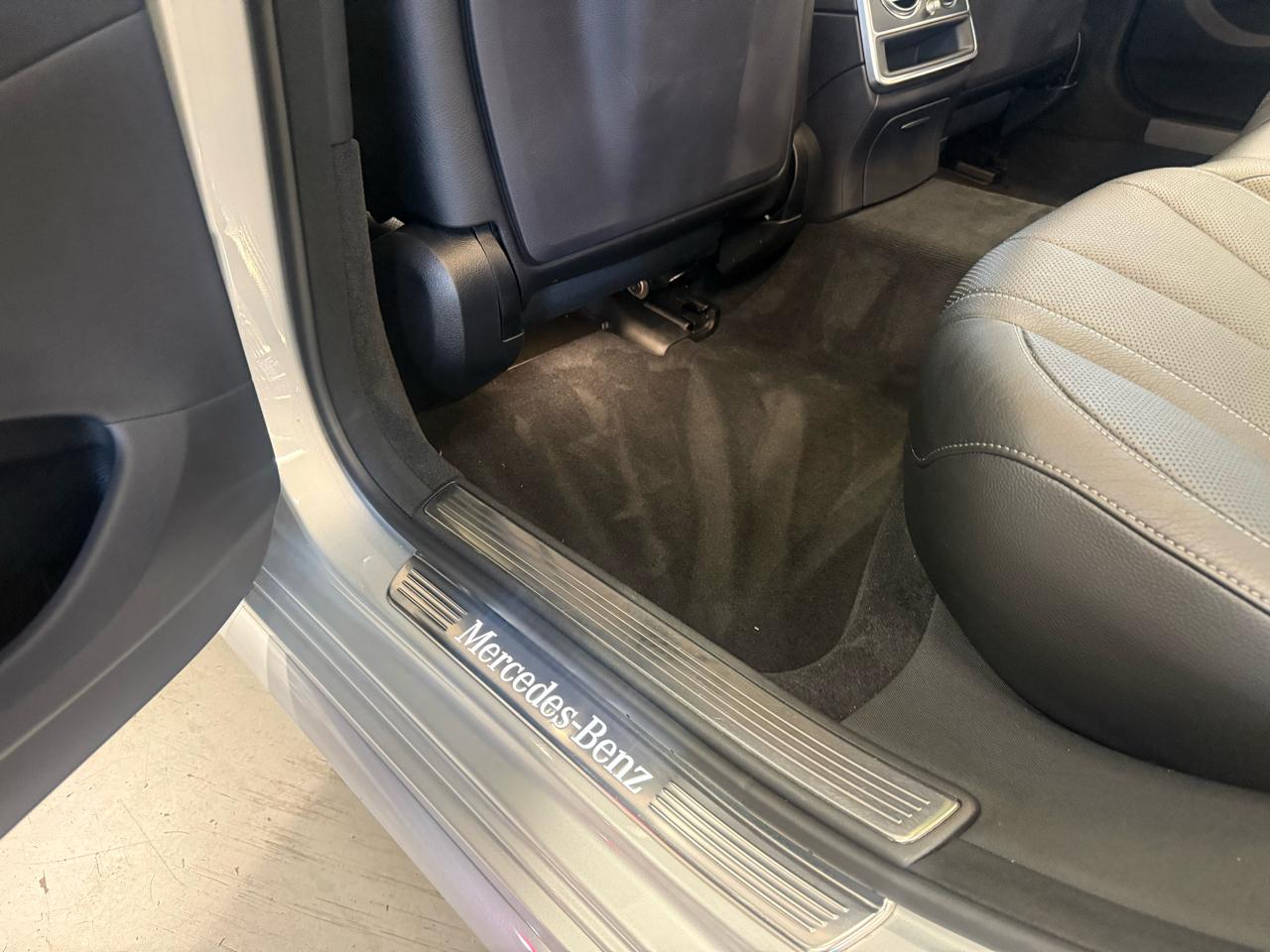 Mercedes-Benz S-Class S450 2019