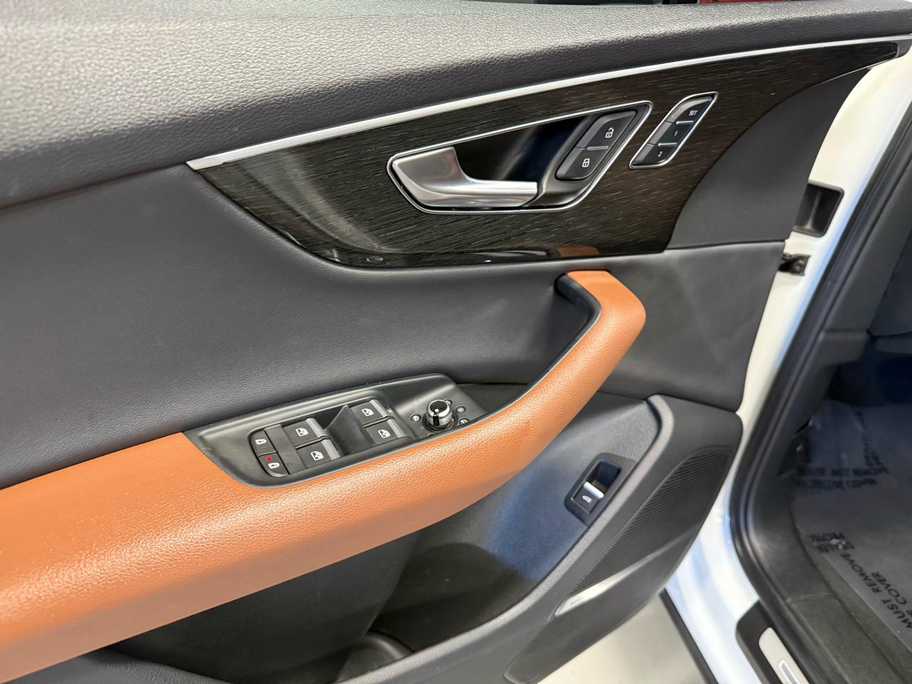 Audi Q7 Premium Plus 55 TFSI quattro 2021