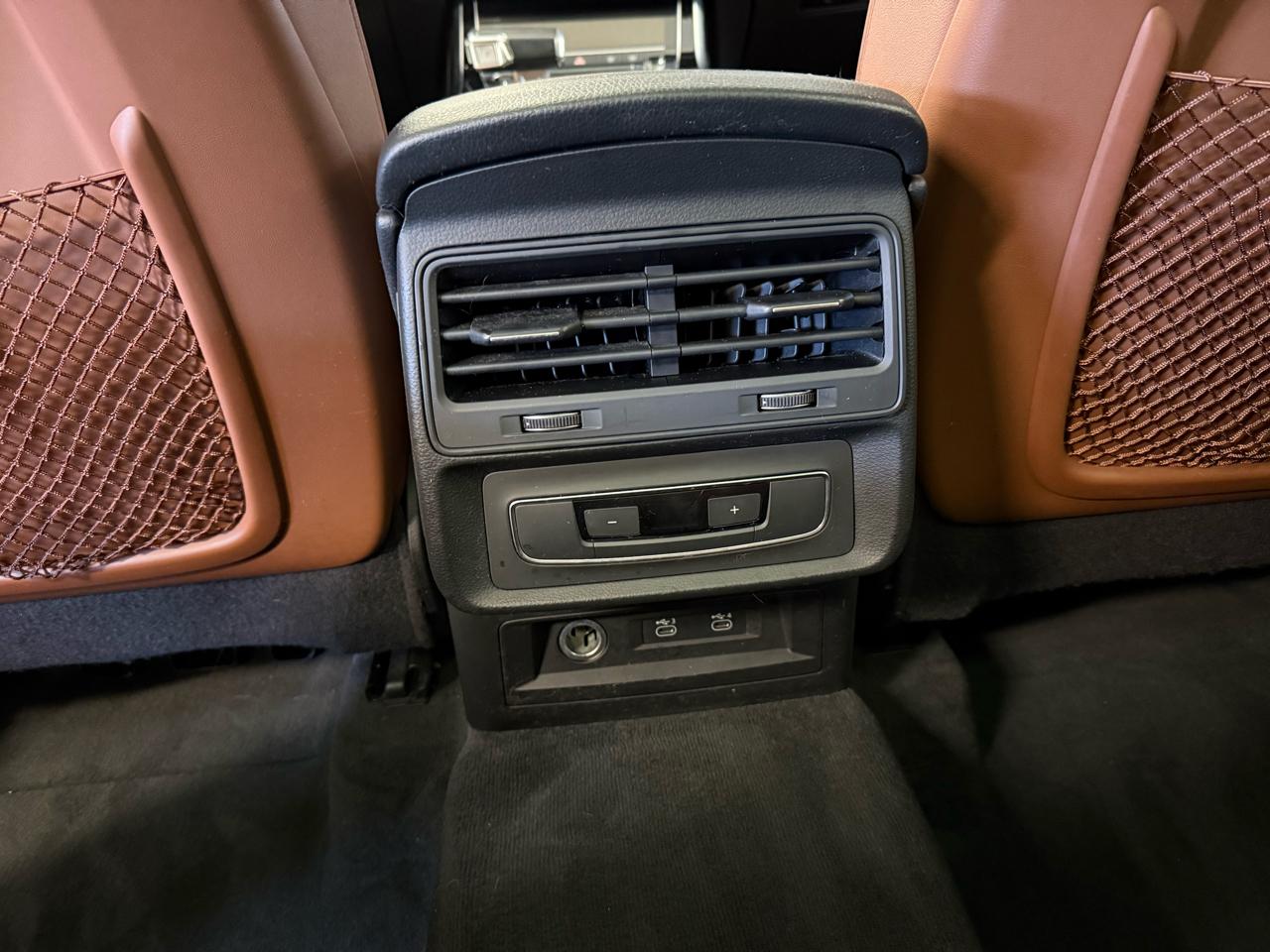 Audi Q7 Premium Plus 55 TFSI quattro 2021