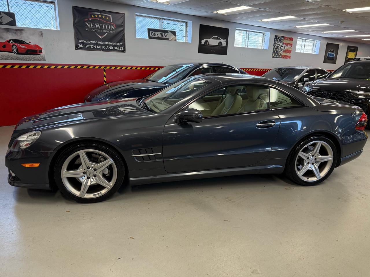 Mercedes-Benz SL-Class SL550 2009