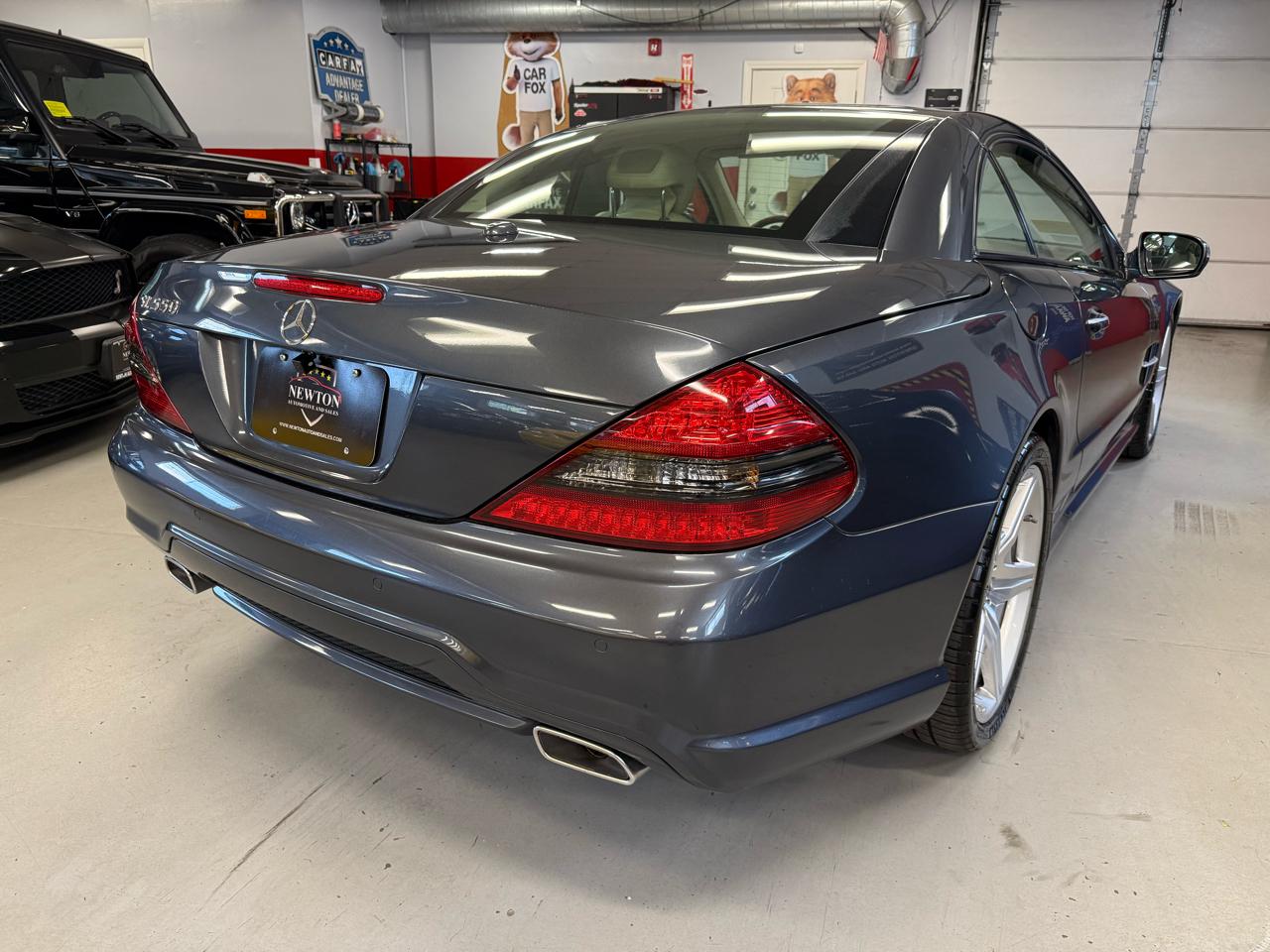 Mercedes-Benz SL-Class SL550 2009