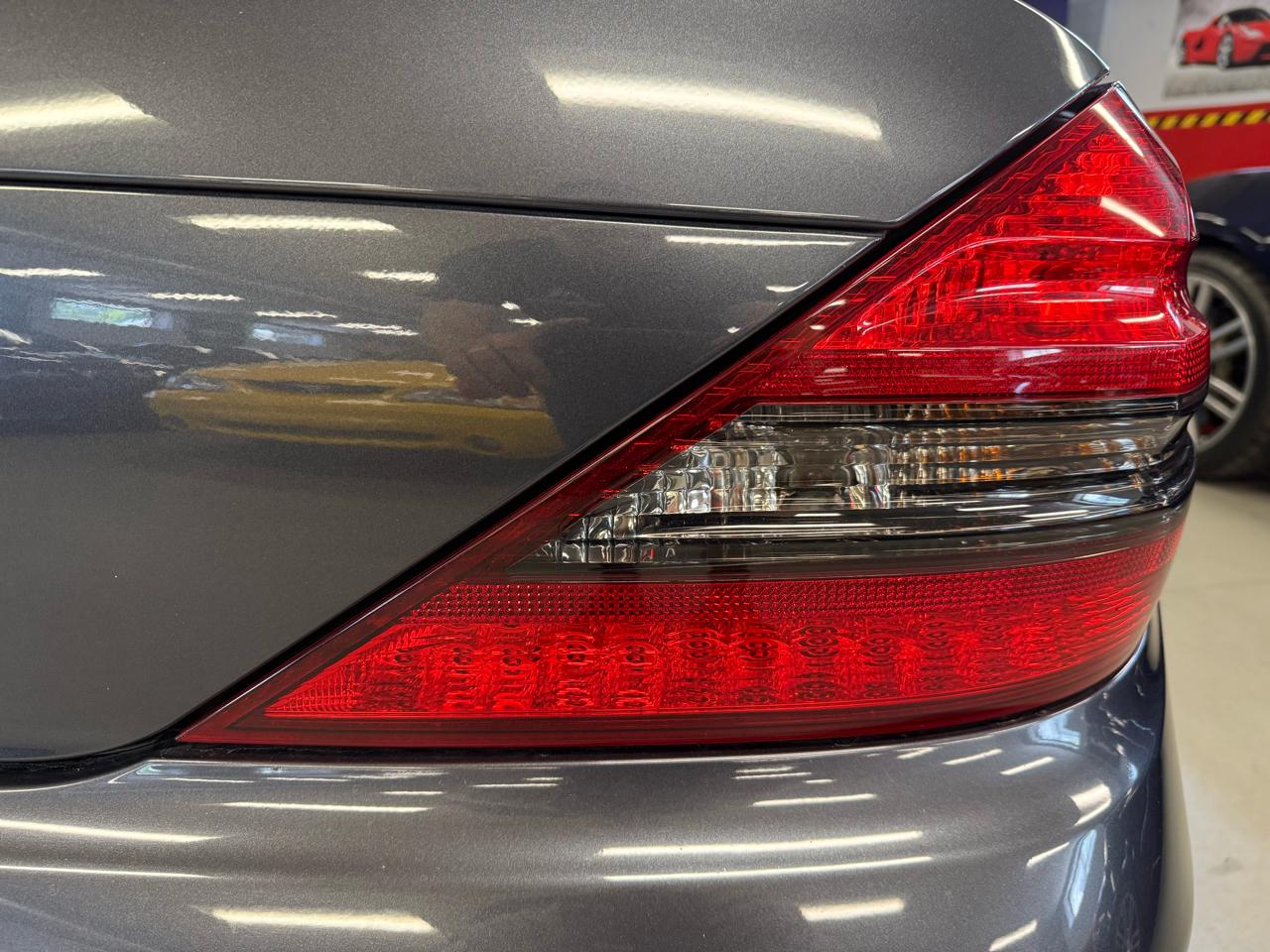 Mercedes-Benz SL-Class SL550 2009
