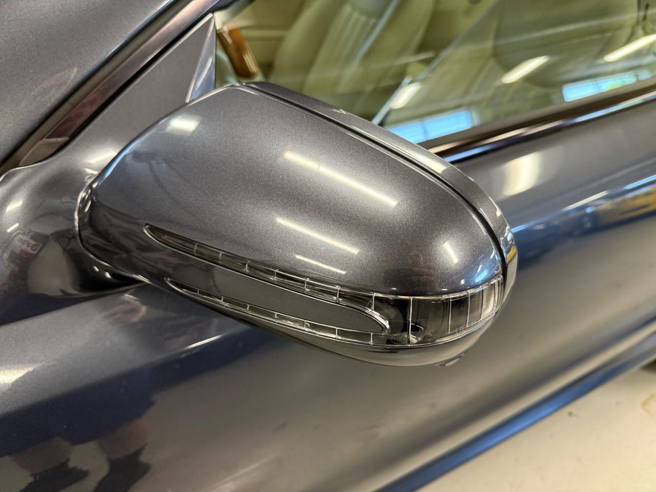 Mercedes-Benz SL-Class SL550 2009