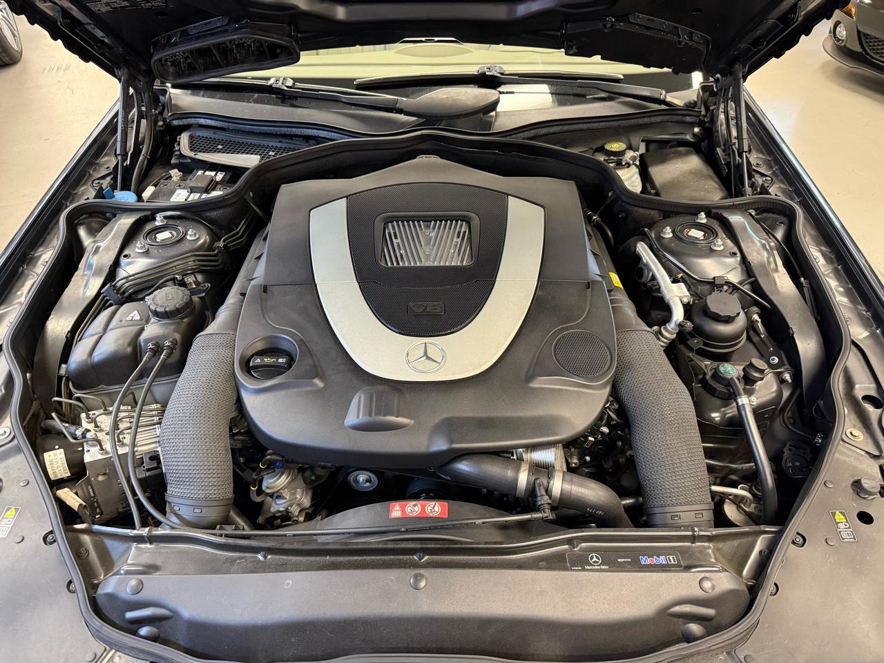 Mercedes-Benz SL-Class SL550 2009