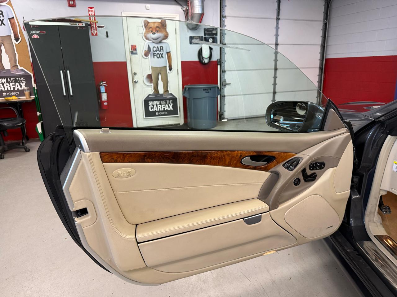 Mercedes-Benz SL-Class SL550 2009