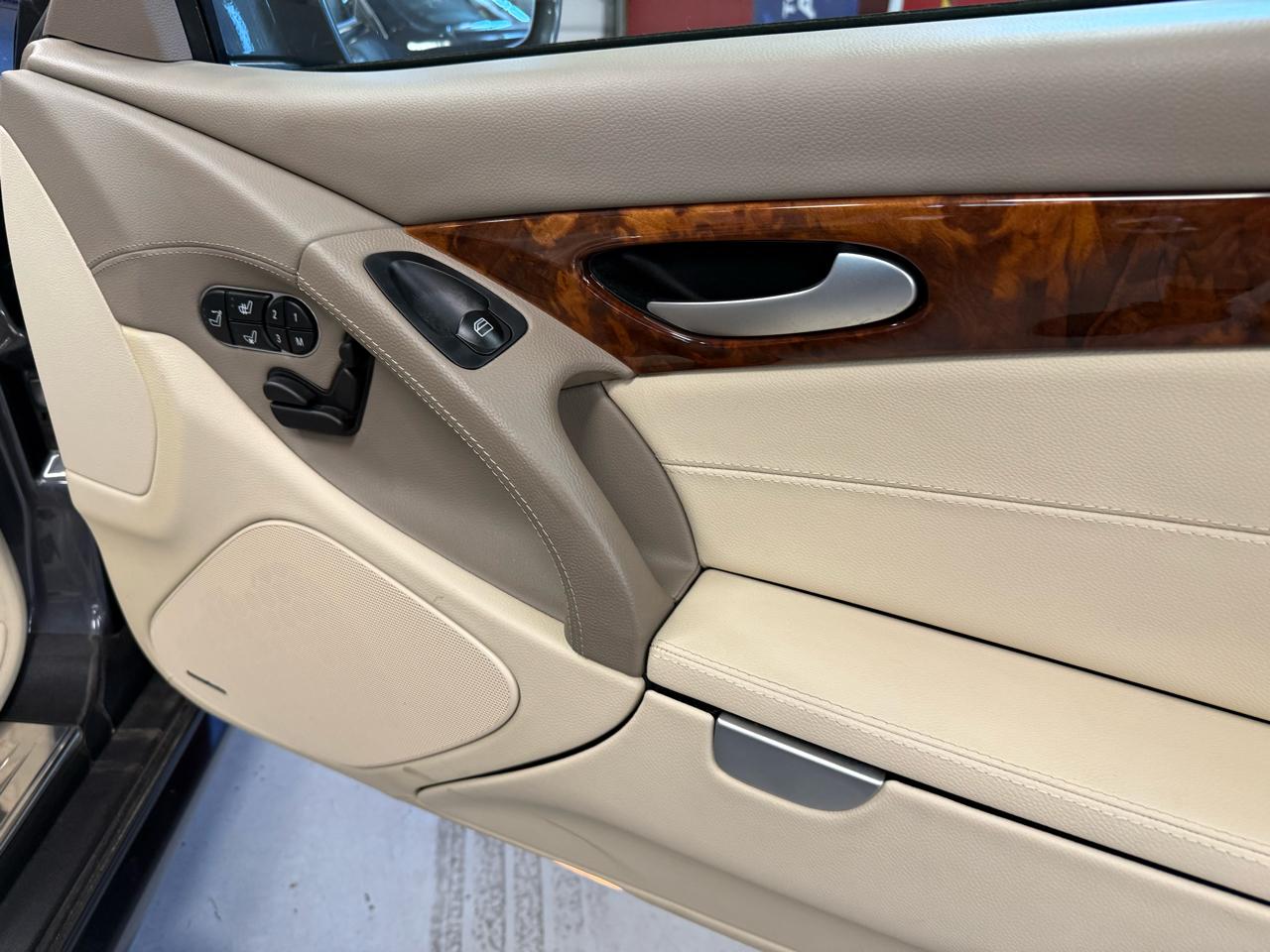 Mercedes-Benz SL-Class SL550 2009