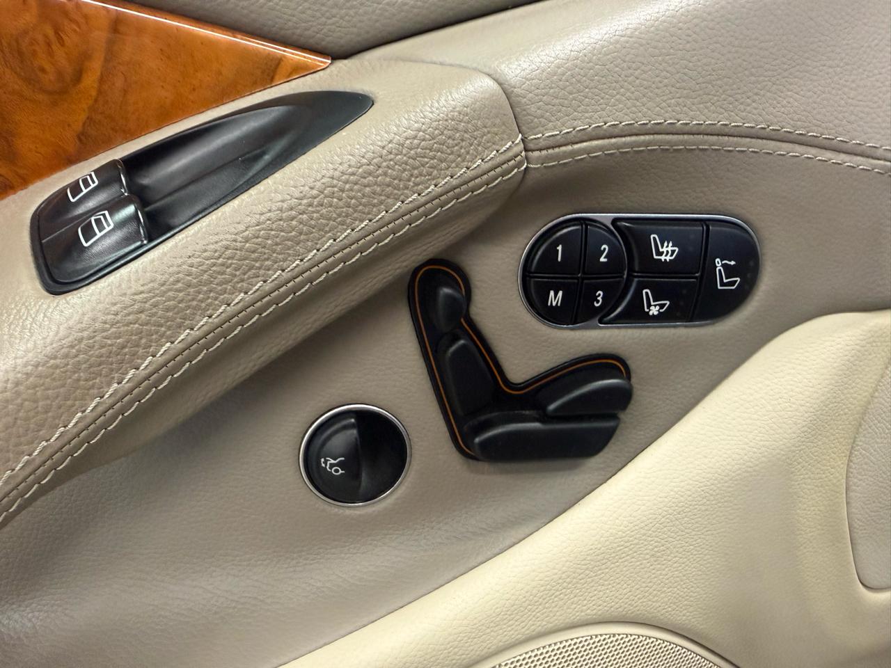 Mercedes-Benz SL-Class SL550 2009
