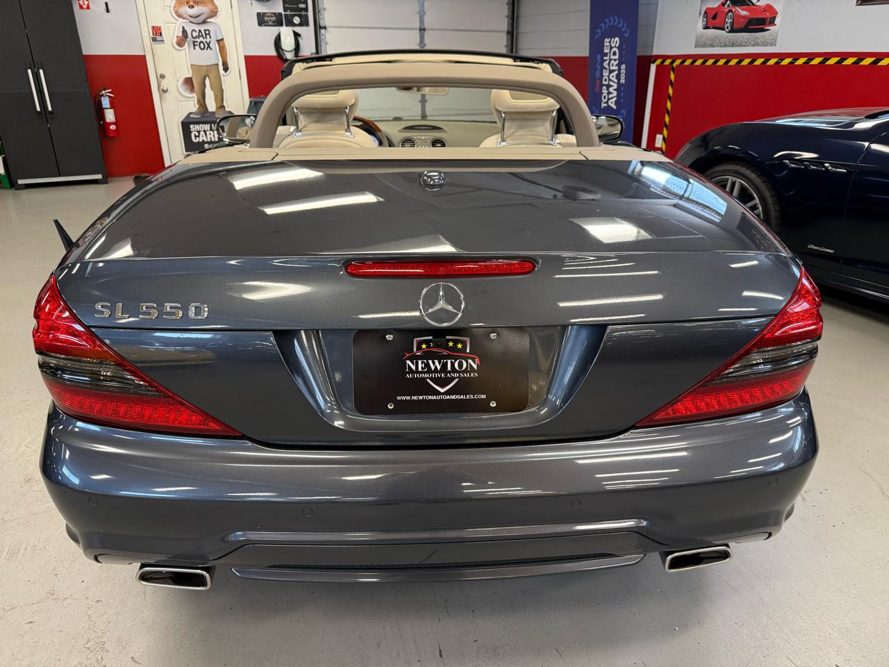 Mercedes-Benz SL-Class SL550 2009